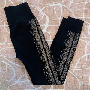 Fabletics Scultpknit reflective high waisted leggings